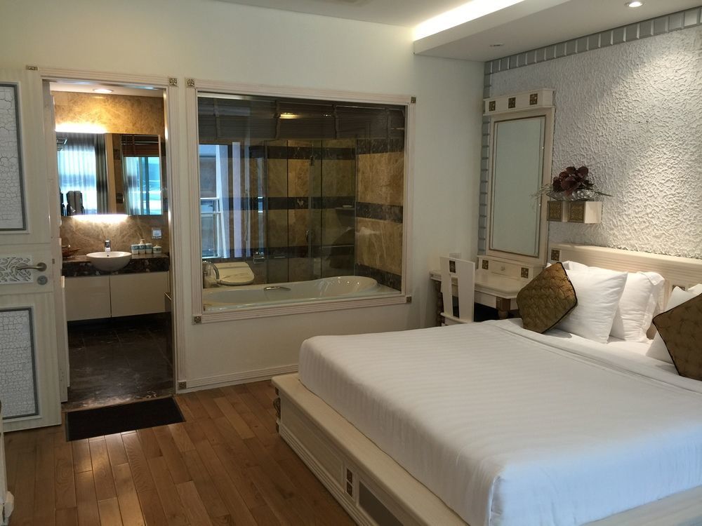 Gold Coast Nha Trang By Holi Apartment Exterior photo